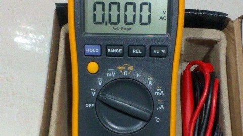 电压测量用万用表检测方法全解析（电工与电子维修场景适配，新手到高手全覆盖）