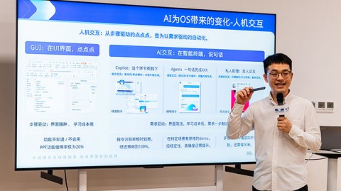 从“金鱼脑”到“超级大脑”：怎么把AI助手扩大整理内容？三步让你告别反复喂背景的噩梦